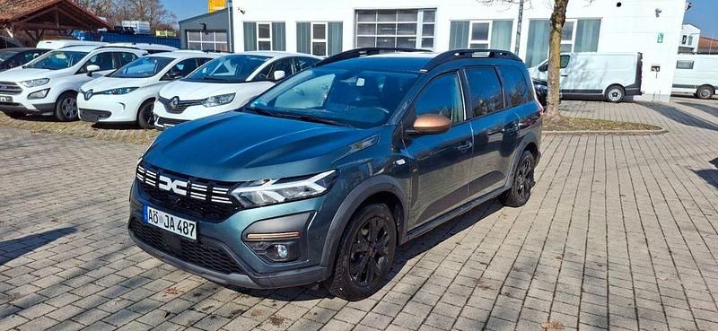 Gebraucht Dacia Jogger Extreme 141 PS (103 kW) 2023 Grün Van / Kleinbus