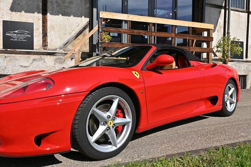 Second-hand Ferrari 360 400 CP (294 kW) 2001 Roșu Cabrio