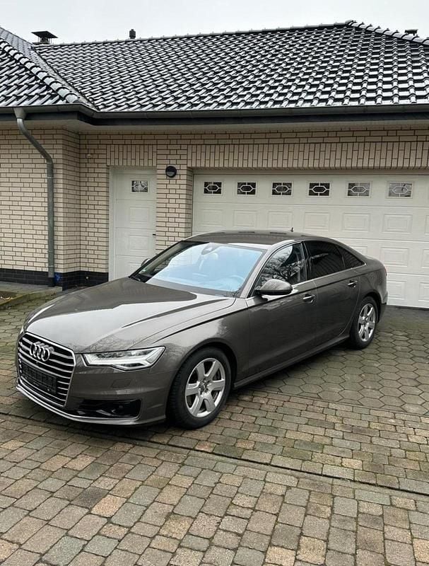 Gebraucht Audi A6 218 PS (160 kW) 2013 Grau Limousine