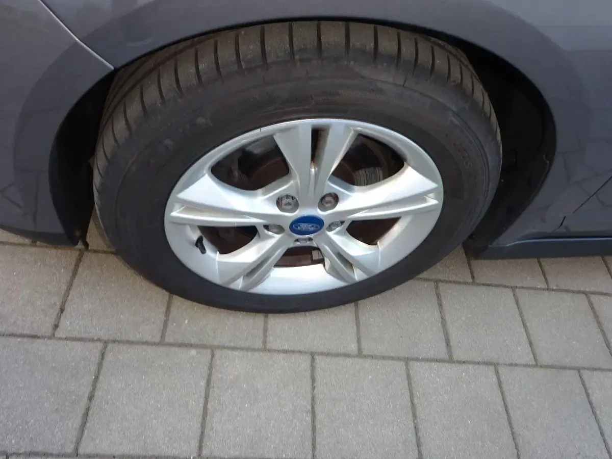 Gebraucht Ford C-MAX 150 PS (110 kW) 1997 Braun Van / Kleinbus