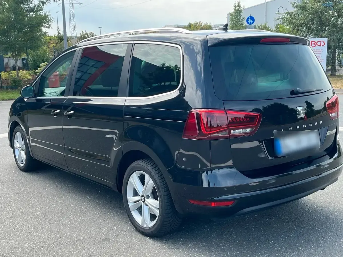 Gebraucht Seat Alhambra 184 PS (135 kW) 2015 Schwarz Van / Kleinbus