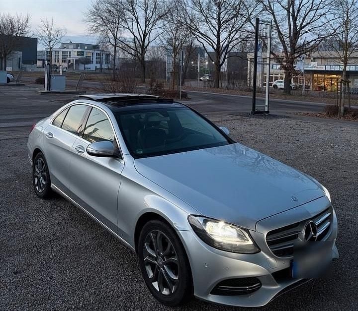 Silber Gebraucht 2015 Mercedes C180 Limousine | 12.000 € (Guter Preis) - Bild 1/4