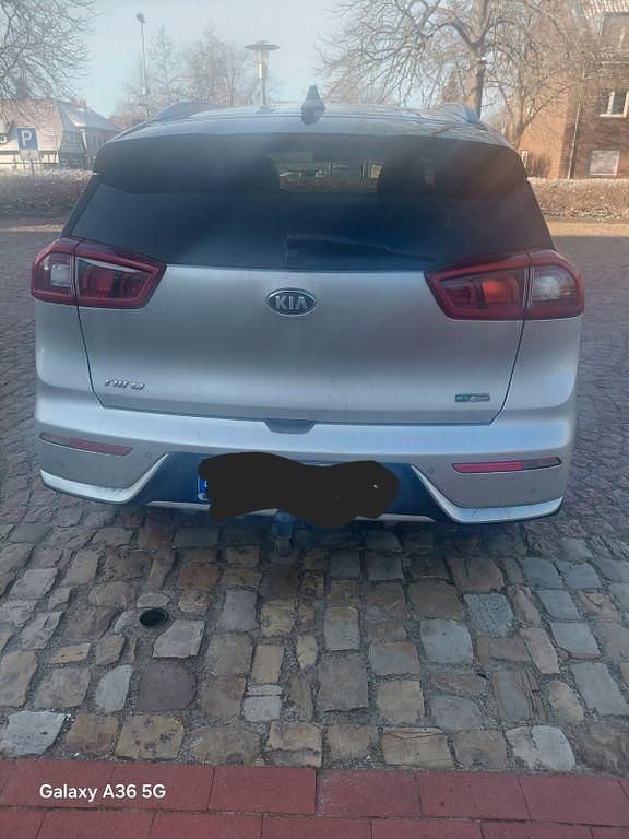 Gebraucht Kia Niro Spirit 141 PS (103 kW) 2019 Grau SUV