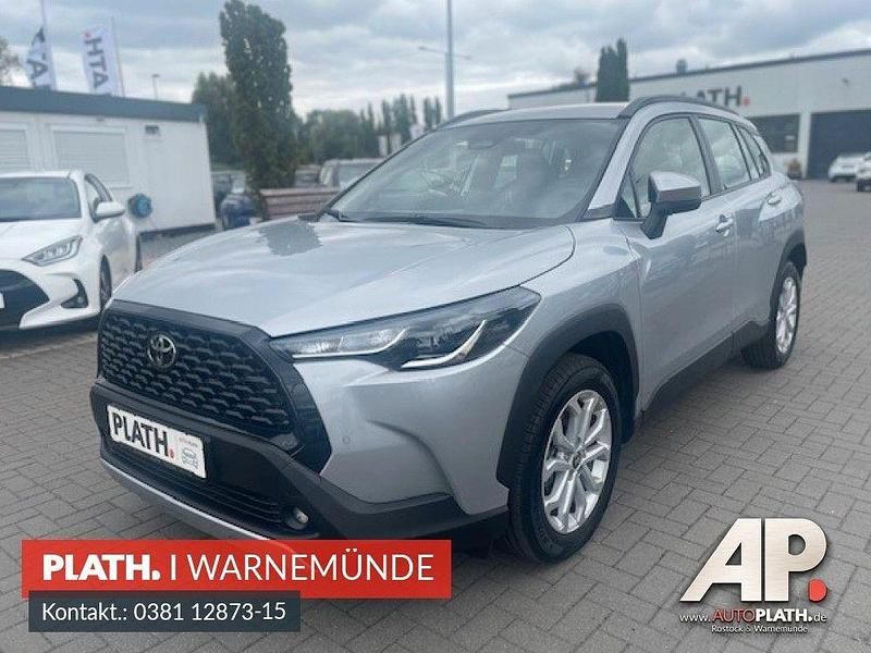 Silber Gebraucht 2024 Toyota Corolla Cross SUV | 35.990 € (Etwas zu teuer) - Bild 1/4