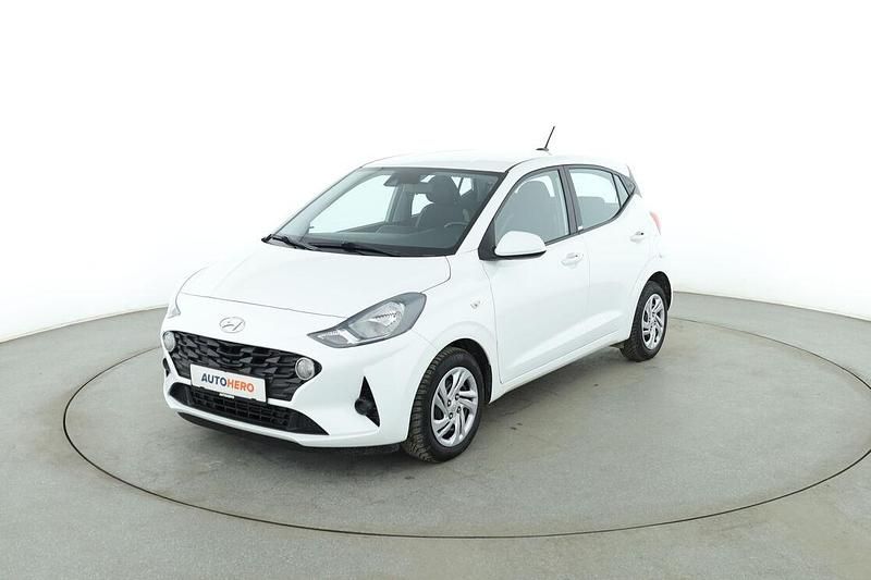 Gebraucht Hyundai i10 Select 67 PS (49 kW) 2021 Weiß Kleinwagen
