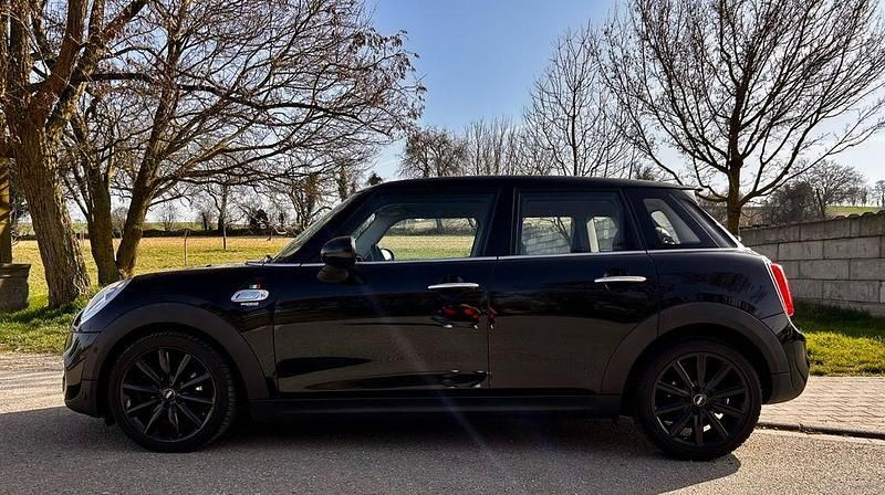 Second-hand Mini Cooper S Chili 192 CP (141 kW) 2017 Negru Hatchback