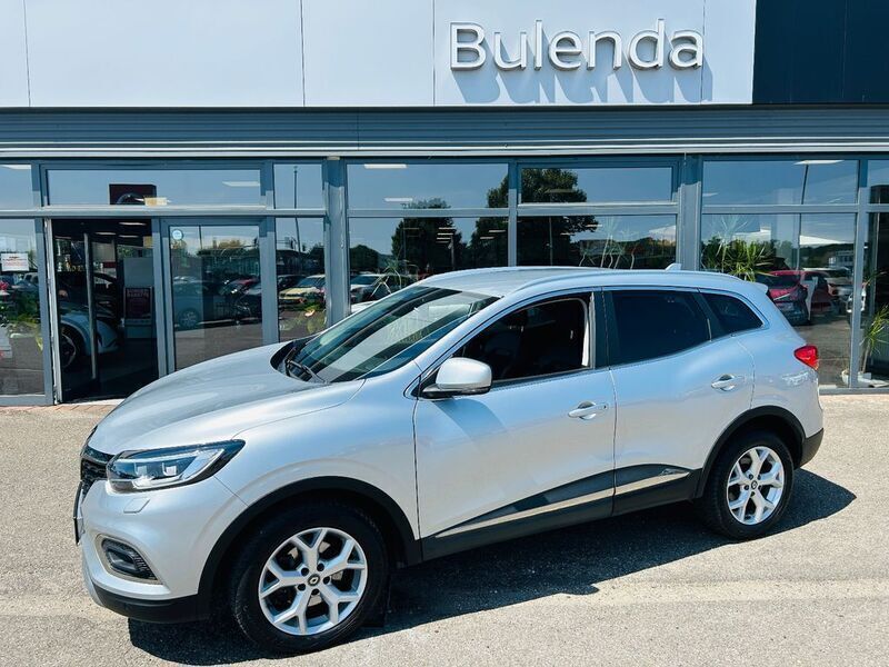 Grau Gebraucht 2020 Renault Kadjar LIMITED SUV | 21.970 € (Teuer) - Bild 1/4
