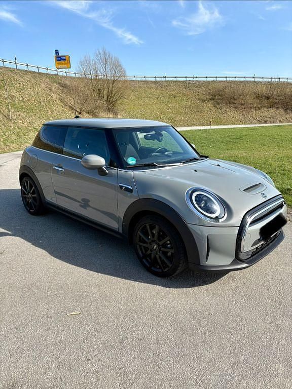 Gebraucht Mini Cooper SE Essential 135 kW (184 PS) 2021 Grau Kleinwagen