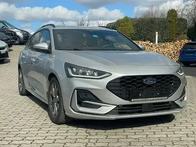Gebraucht Ford Focus ST-Line 116 PS (85 kW) 2025 Andere Limousine