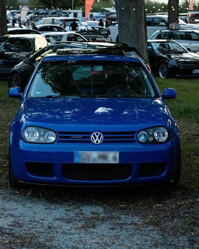 Blau Gebraucht 1999 VW Golf IV R Kleinwagen | 3.450 € (Fairer Preis) - Bild 1/4