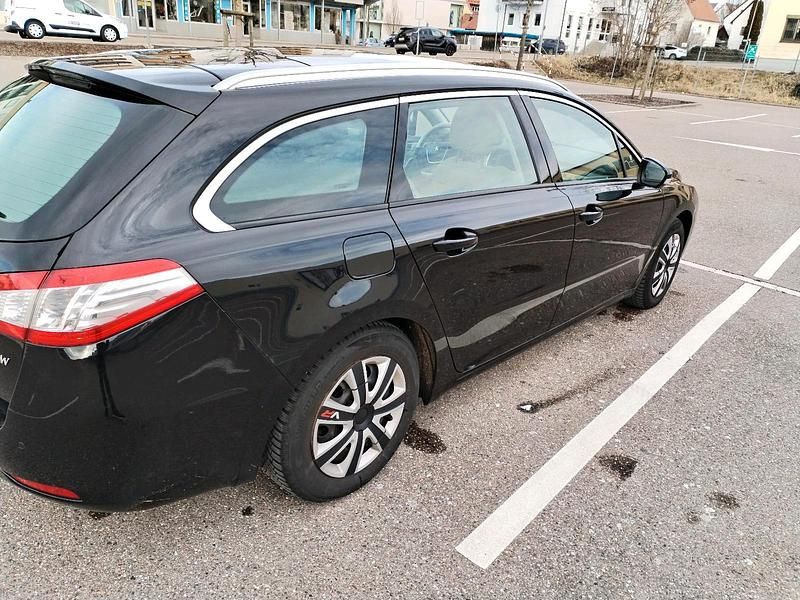Gebraucht Peugeot 508 SW 140 PS (102 kW) 2012 Schwarz Kombi