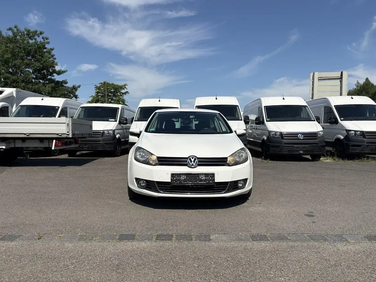 Gebraucht VW Golf VI Highline 122 PS (89 kW) 2009 Weiß Kleinwagen