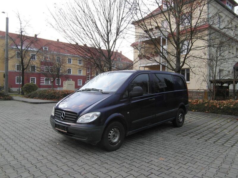 Gebraucht Mercedes Vito 95 PS (69 kW) 2007 Violet Van