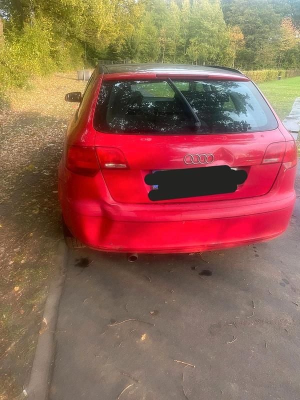 Rot Gebraucht 2007 Audi A3 Limousine | 1.500 € (Superpreis) - Bild 1/4