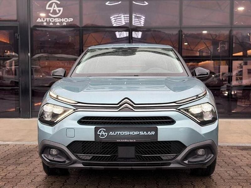 Gebraucht Citroën C4 Feel 131 PS (96 kW) 2023 Blau Limousine