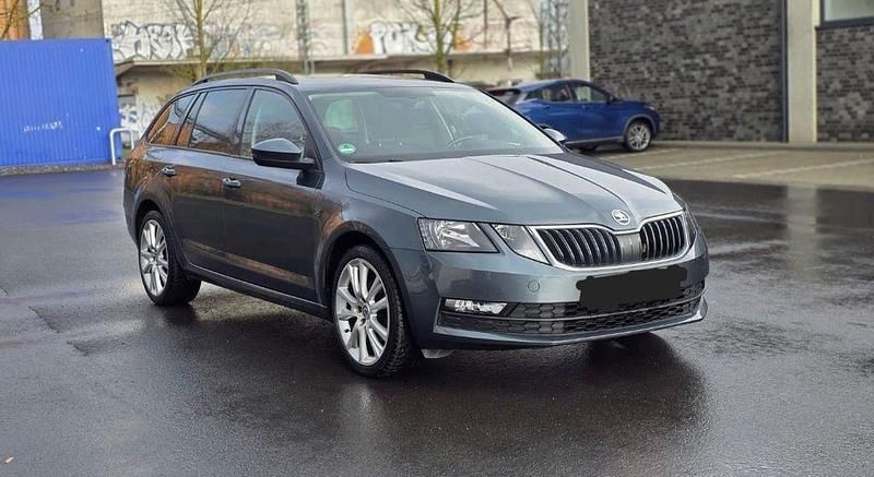 Grau Gebraucht 2019 Skoda Octavia G-TEC Active Kombi | 12.000 € (Fairer Preis) - Bild 1/4