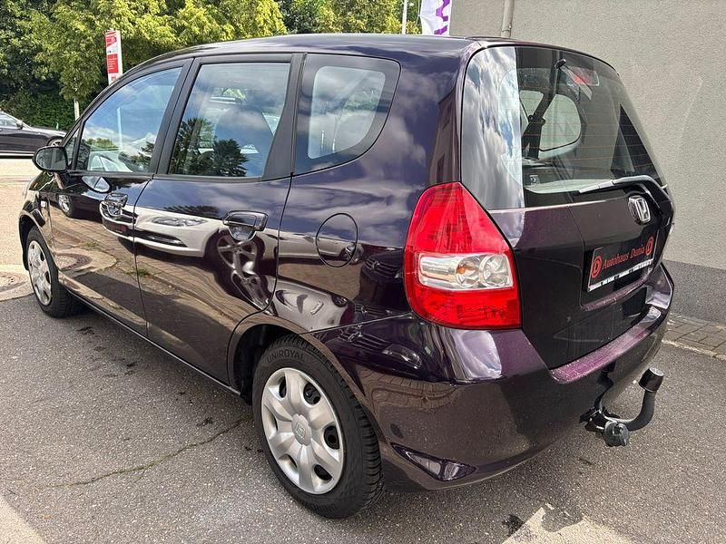 Gebraucht Honda Jazz Cool 77 PS (56 kW) 2007 Violet Kleinwagen