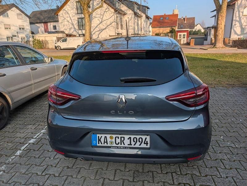 Gebraucht Renault Clio V Experience 101 PS (74 kW) 2020 Grau Limousine