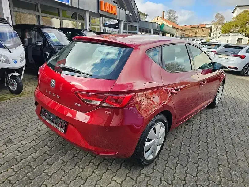 Gebraucht Seat Leon Reference 105 PS (77 kW) 2014 Montsantrot metallic Limousine