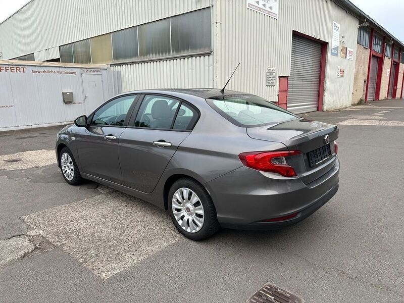 Gebraucht Fiat Tipo Lounge 120 PS (88 kW) 2017 Grau Limousine