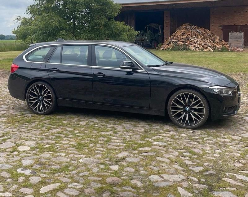 Gebraucht BMW 320 190 PS (139 kW) 2017 Schwarz Kombi