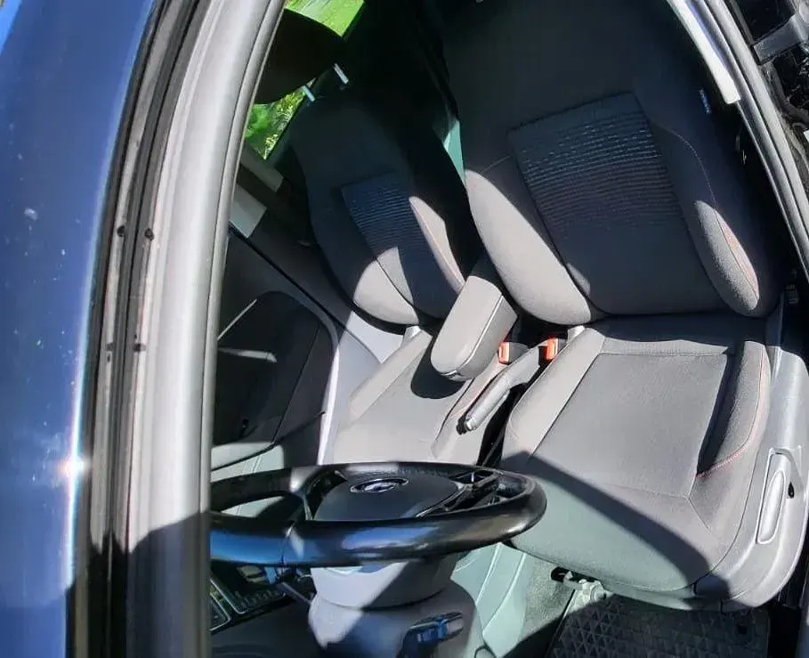Gebraucht VW Polo Sound 75 PS (55 kW) 2017 Schwarz Kleinwagen