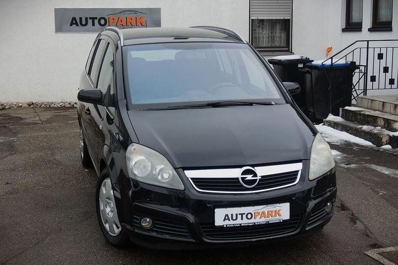 Gebraucht Opel Zafira Edition 140 PS (102 kW) 2007 Schwarz Van / Kleinbus