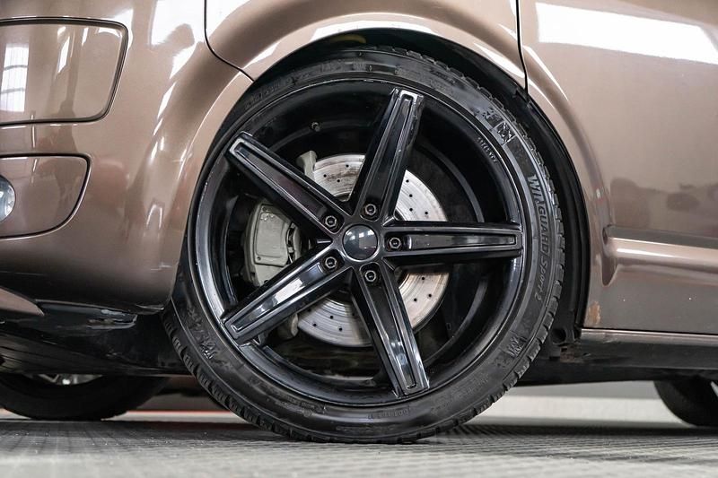 Gebraucht VW T5 2012 Toffeebraun metallic Van