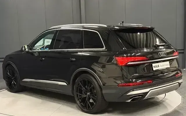 Gebraucht Audi Q7 S-Line 286 PS (210 kW) 2024 Schwarz SUV