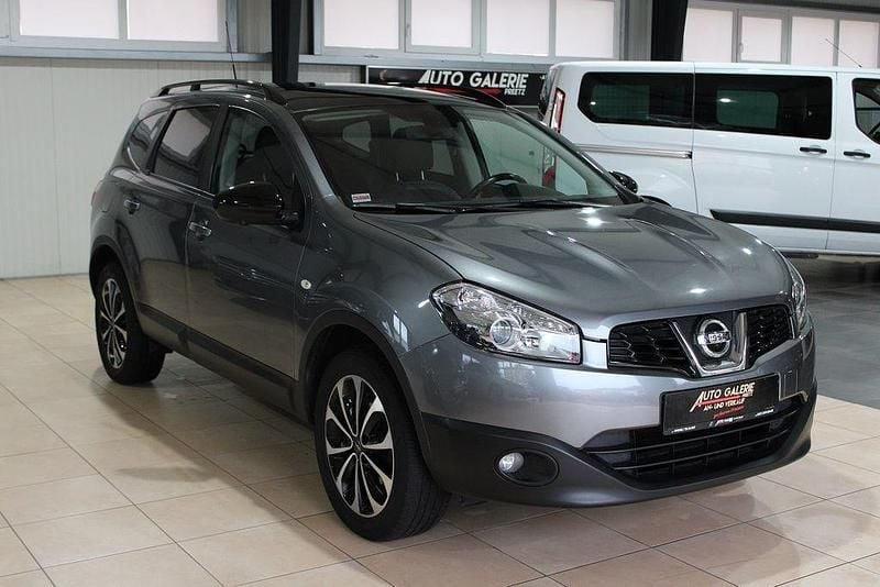 Grau Gebraucht 2013 Nissan Qashqai +2 360º SUV | 9.490 € (Fairer Preis) - Bild 1/4