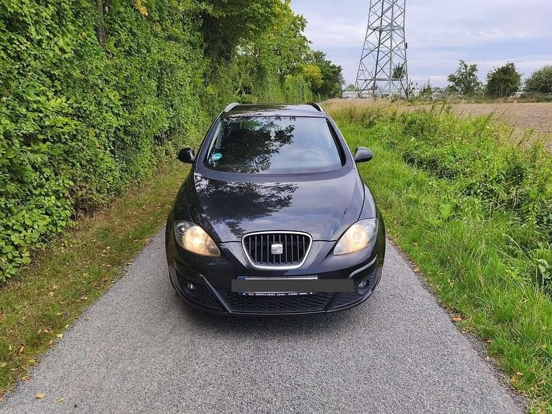 Gebraucht 2010 Seat Altea XL Reference Van / Kleinbus | 2.500 € (Fairer Preis) - Bild 1/4