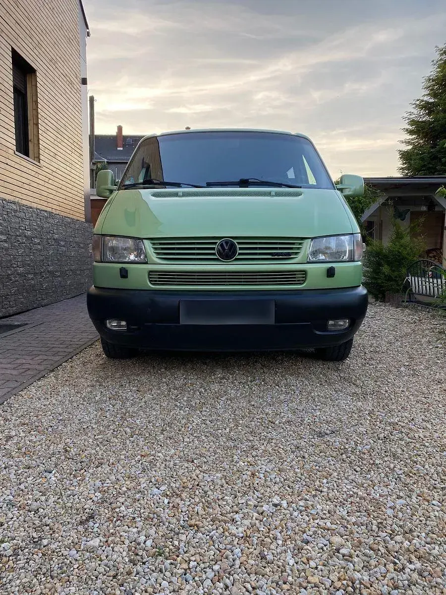 Gebraucht VW Caravelle 140 PS (102 kW) 1998 Grün Van