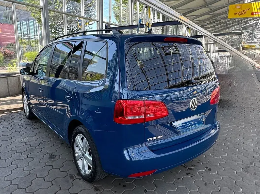 Gebraucht VW Touran Match 140 PS (102 kW) 2012 Blau Van / Kleinbus