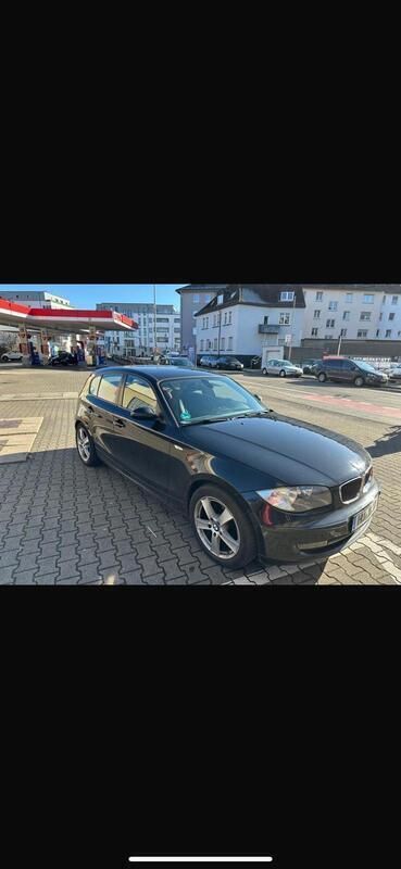 Schwarz Gebraucht 2009 BMW 118 Kleinwagen | 2.900 € (Fairer Preis) - Bild 1/4