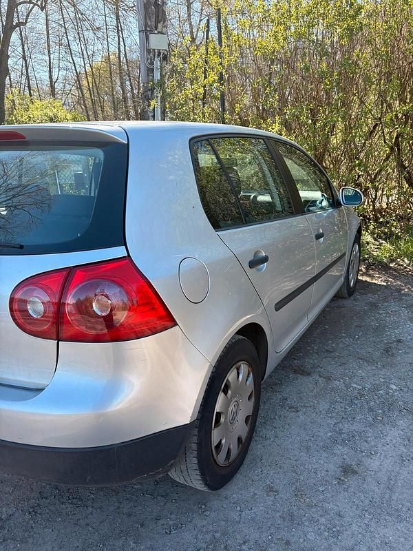 Gebraucht VW Golf IV 75 PS (55 kW) 2004 Silber Limousine