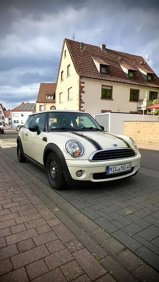 Second-hand Mini ONE 75 CP (55 kW) 2009 Alb Hatchback