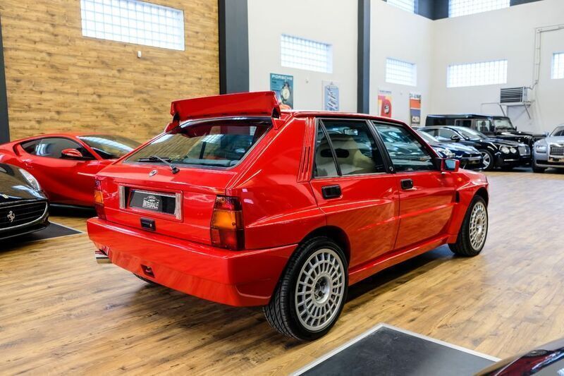 Gebraucht Lancia Delta 215 PS (158 kW) 1994 Rot Kleinwagen