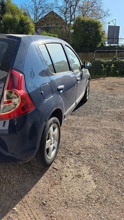 Gebraucht Dacia Sandero 75 PS (55 kW) 2009 Limousine