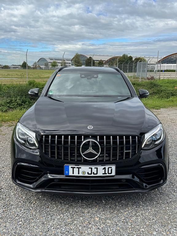 Schwarz Gebraucht 2019 Mercedes GLC63 AMG AMG SUV | 61.500 € (Superpreis) - Bild 1/4