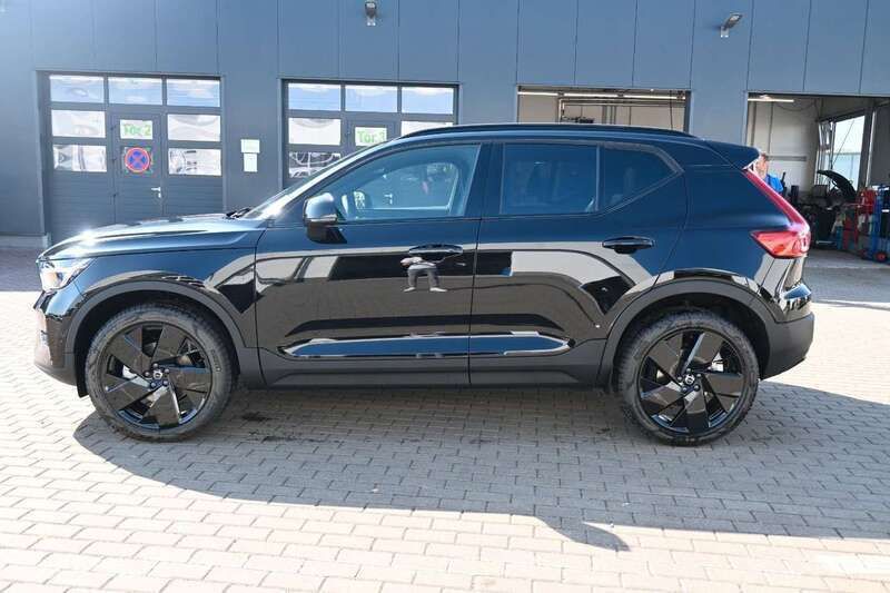 Gebraucht Volvo XC40 Plus 197 PS (144 kW) 2025 Schwarz SUV