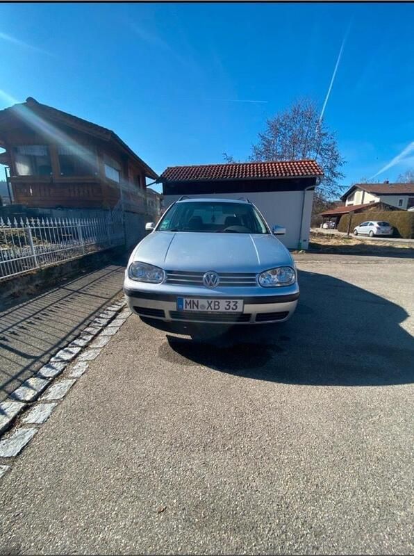 Grau Gebraucht 2005 VW Golf IV Kombi | 250 € (Superpreis) - Bild 1/4