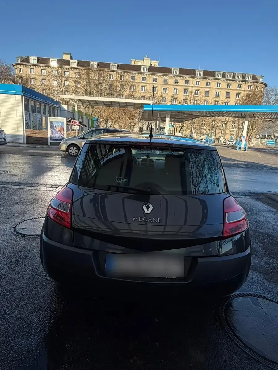 Gebraucht Renault Mégane 105 PS (77 kW) 2008 Grau Kleinwagen