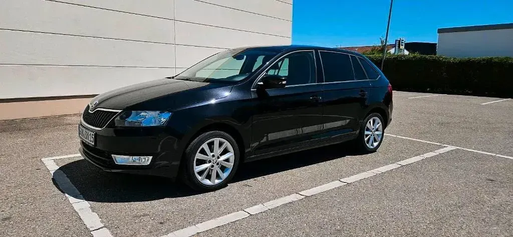 Gebraucht Skoda Rapid 125 PS (91 kW) 2017 Schwarz Kleinwagen