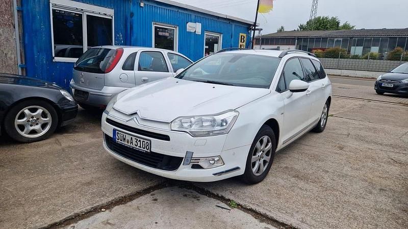 Weiß Gebraucht 2010 Citroën C5 Business Class Kombi | 1.900 € (Fairer Preis) - Bild 1/4