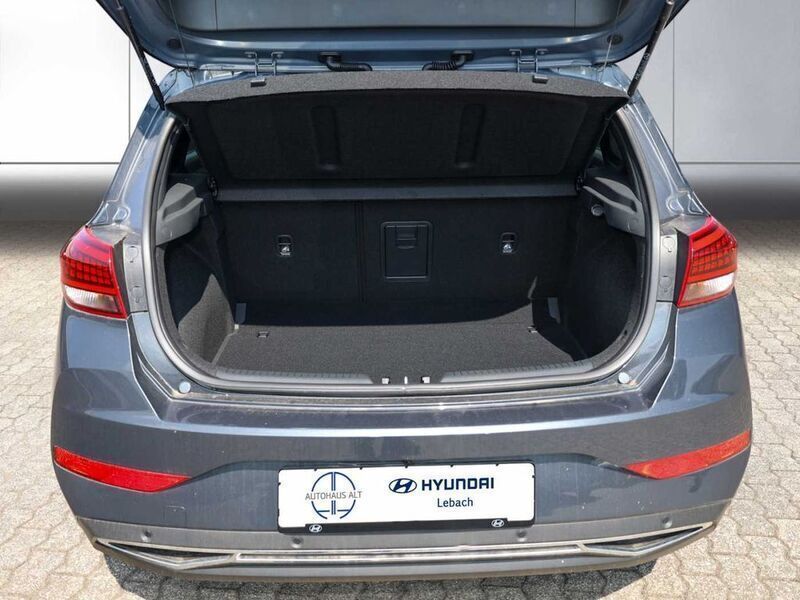 Gebraucht Hyundai i30 Advantage 160 PS (117 kW) 2024 Blau Limousine