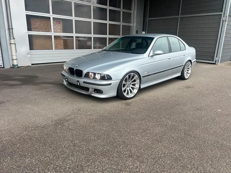 Silber Gebraucht 1997 BMW 528 M Sport Limousine | 3.999 € (Guter Preis) - Bild 1/4