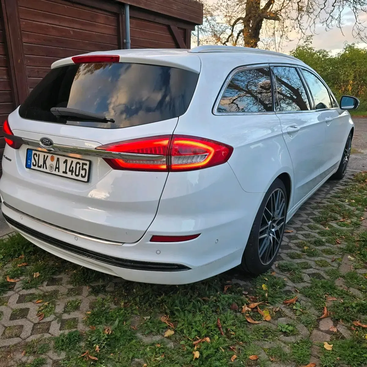 Gebraucht Ford Mondeo 180 PS (132 kW) 2018 Weiß Kombi