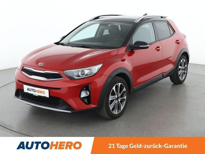 Rot Gebraucht 2018 Kia Stonic Vision SUV | 12.450 € (Fairer Preis) - Bild 1/3