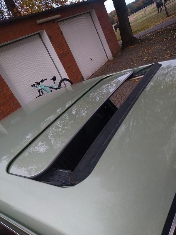 Gebraucht VW Golf I 69 PS (50 kW) 1981 Grün Kleinwagen