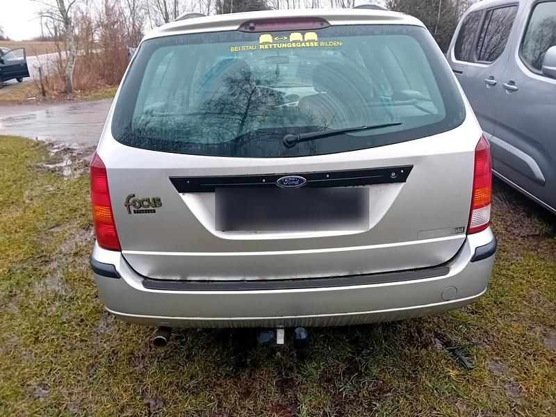 Gebraucht Ford Focus 101 PS (74 kW) 2003 Silber Kombi